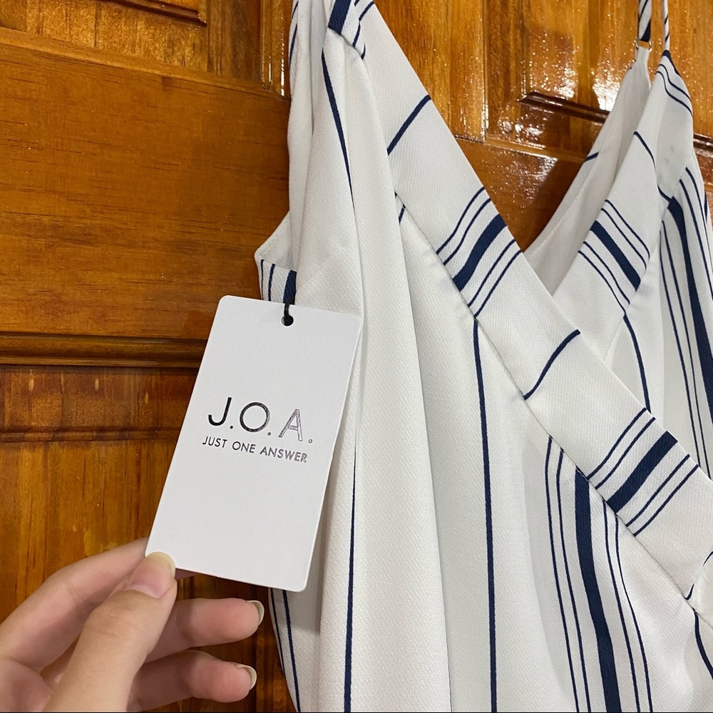 NWT J.O.A Crop Leg Jumpsuit - Picture 10 of 16